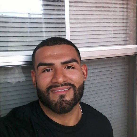 Meet your Posher, Roberto - Picture 1 of 1